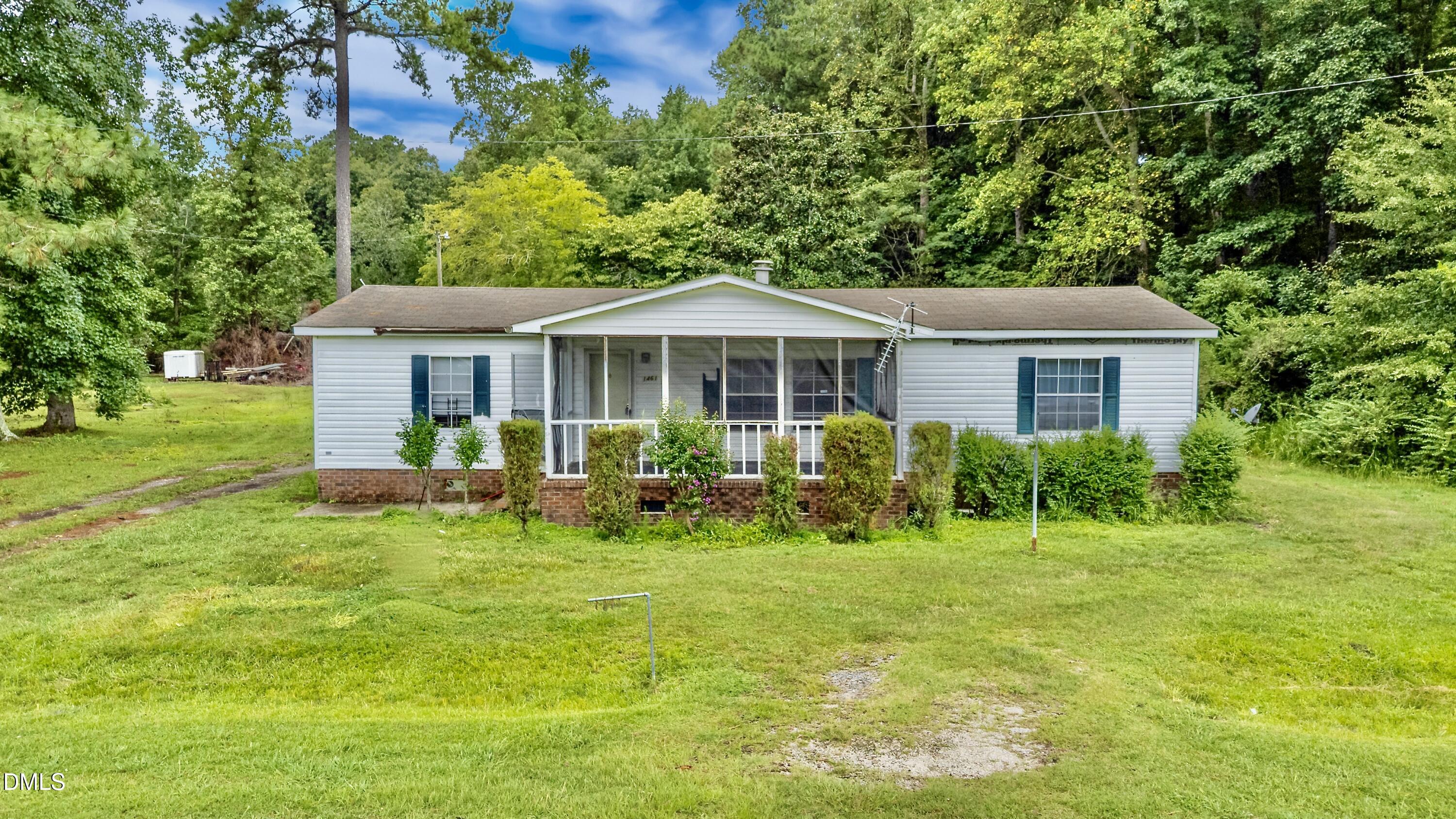 1461 Core Point Road, Blounts Creek, NC 27814