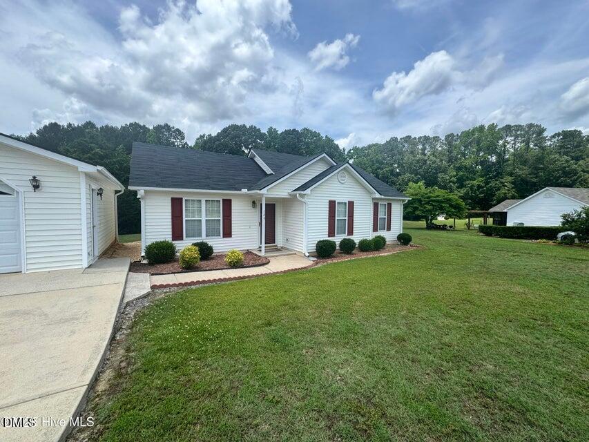 124 Stockbridge Drive, Selma, NC 27576