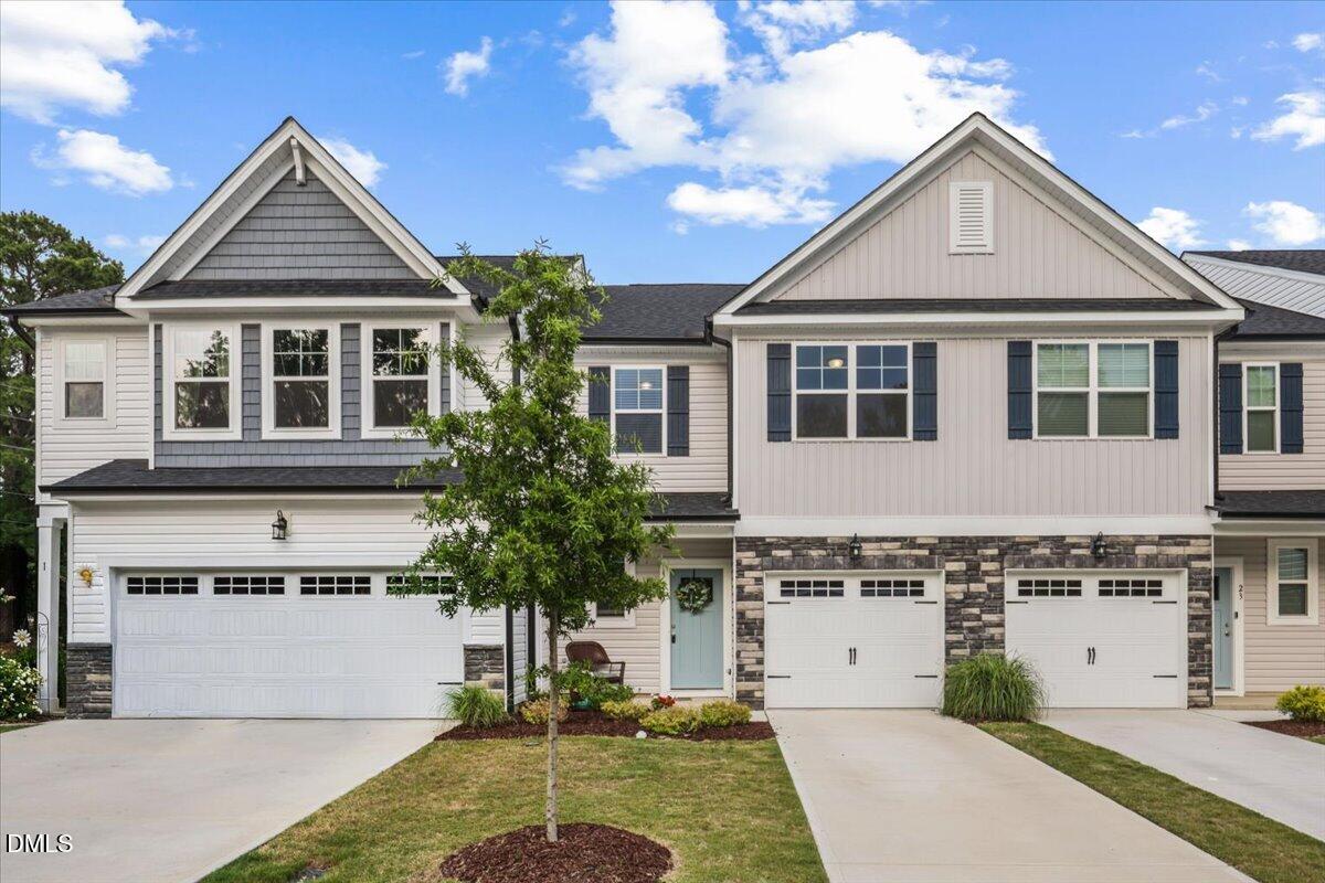 17 Village Edge Drive, Lillington, NC 27546