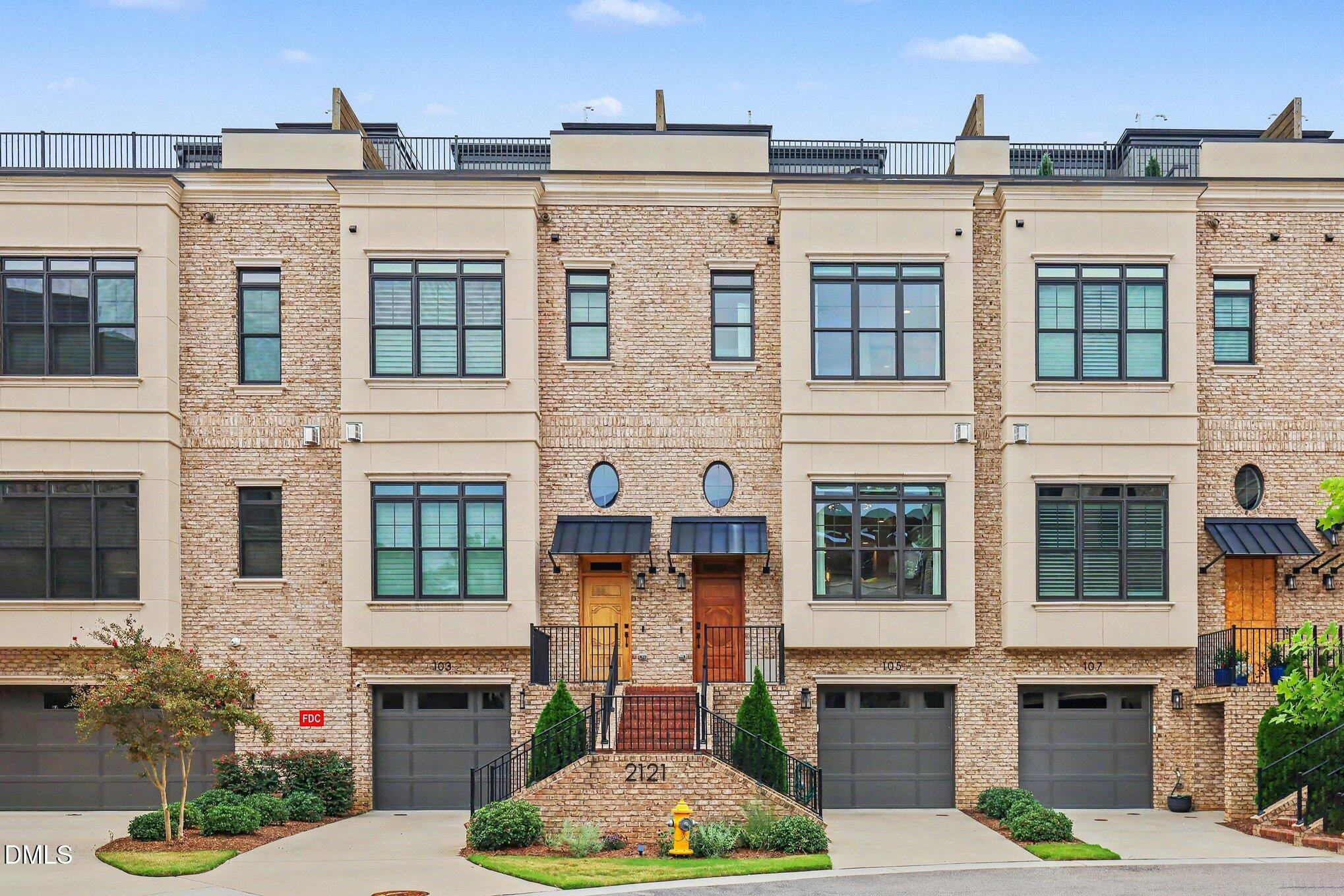 2121 Oberlin Village Drive 105, Raleigh, NC 27605