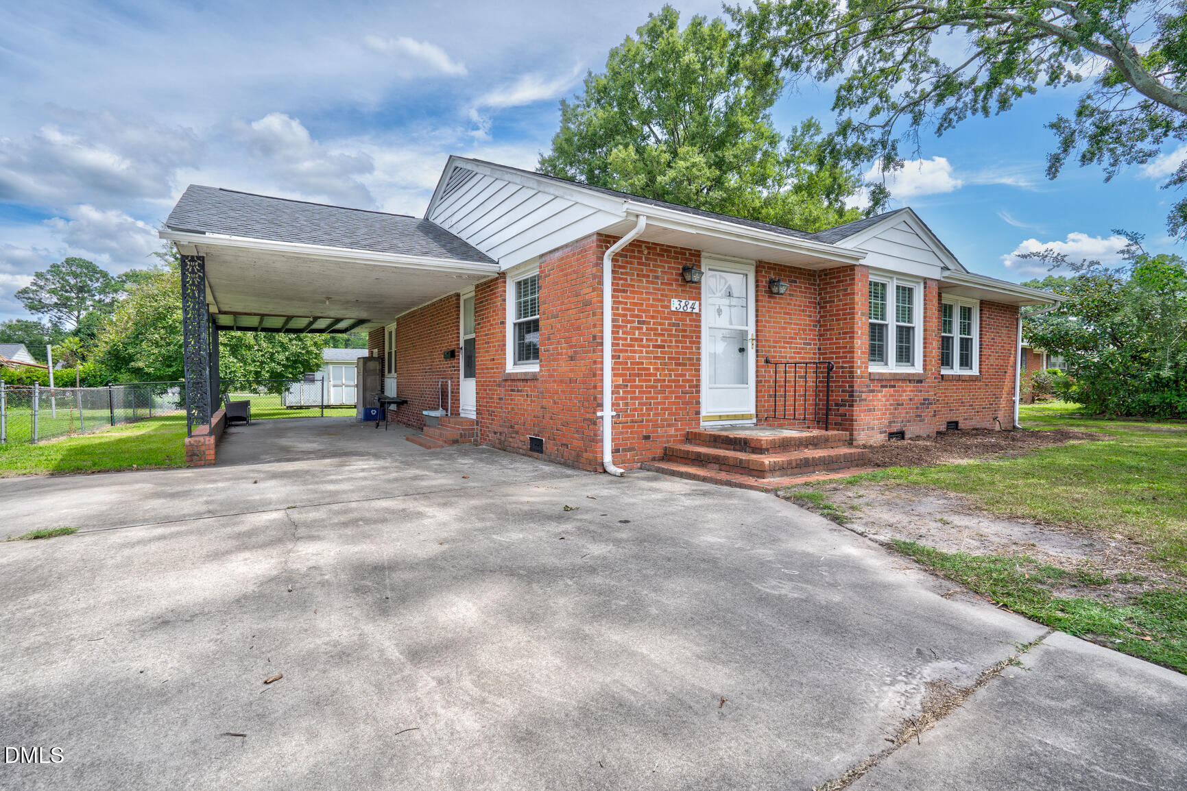 384 Snow Hill Street, Ayden, NC 28513
