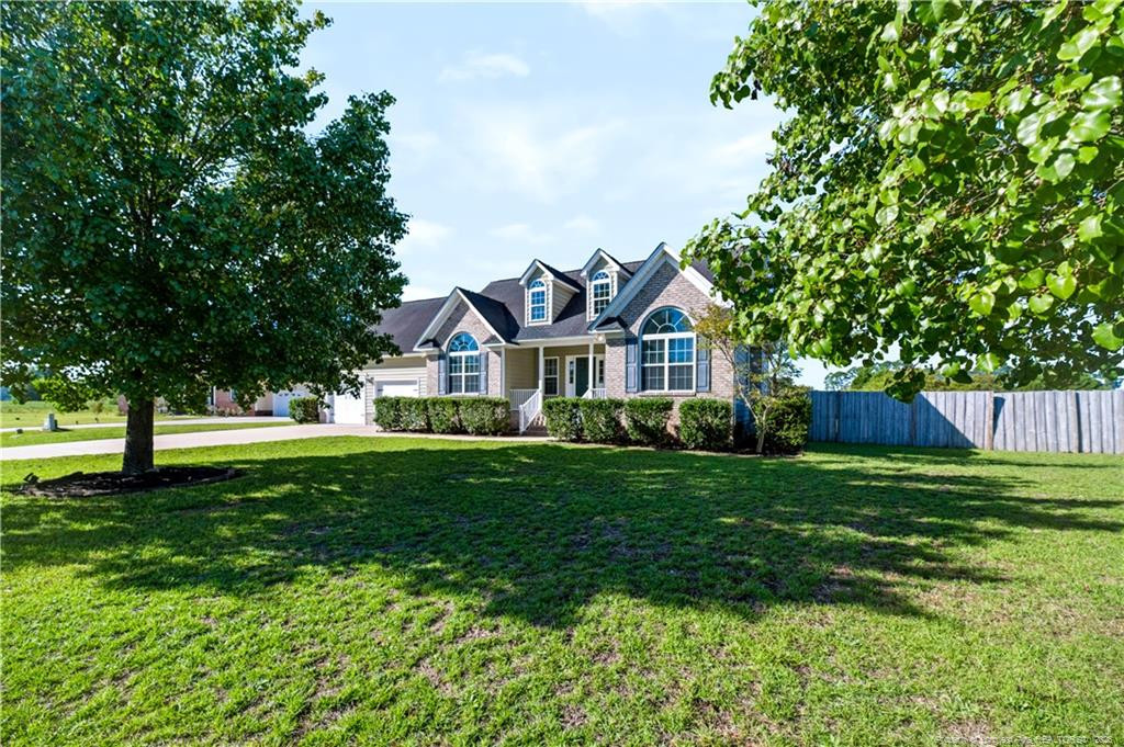 5604 Quiet Acres Lane, Wade, NC 28395