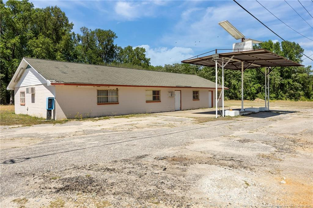 4400 Newton Grove Highway, Newton Grove, NC 28366