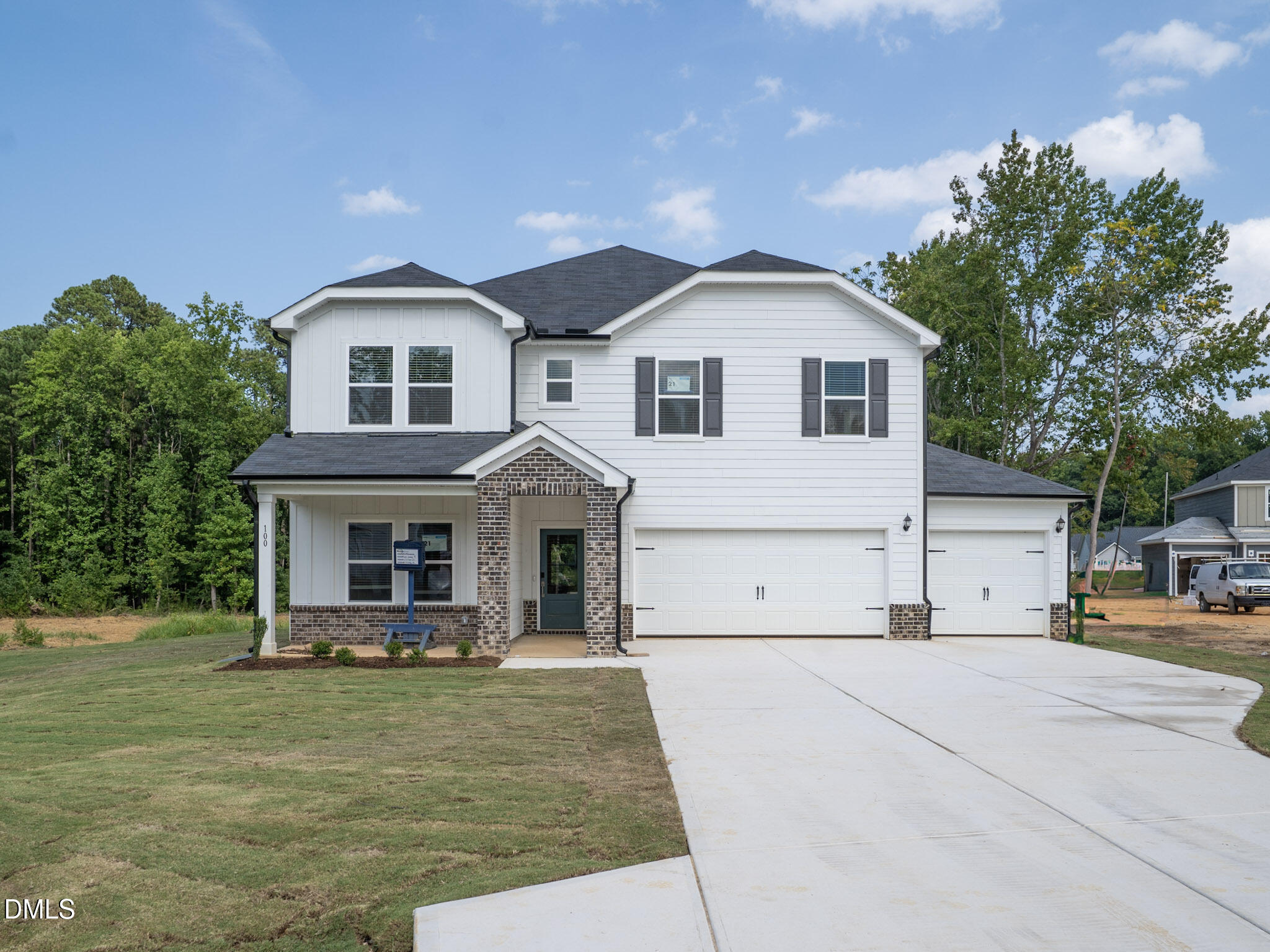 100 Stradshire Court, Zebulon, NC 27597