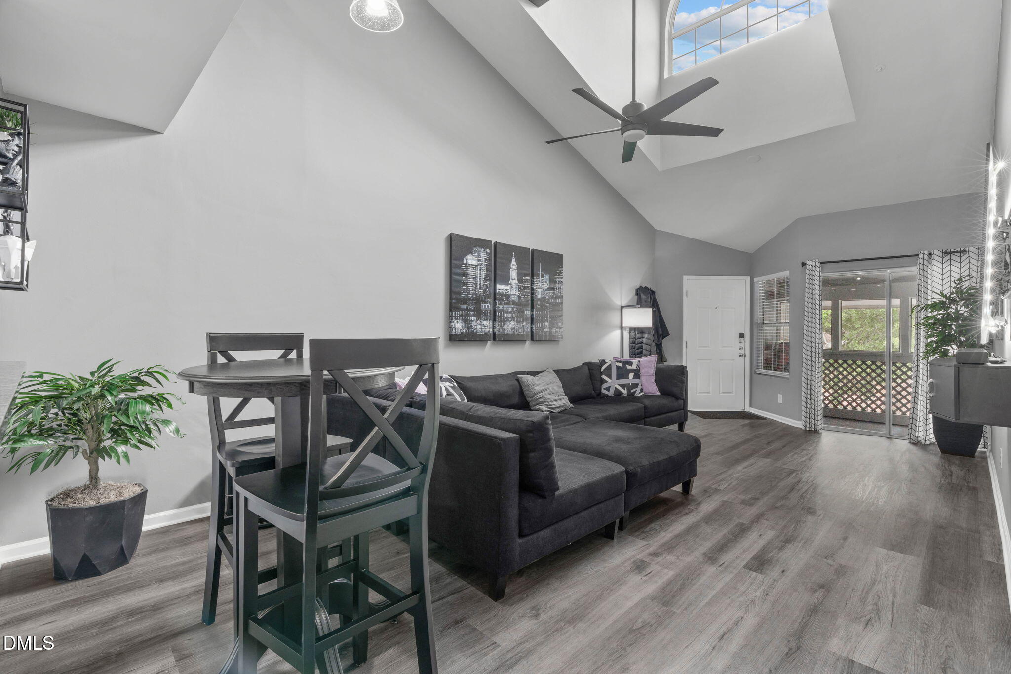 3806 Grey Harbor Drive 302, Raleigh, NC 27616