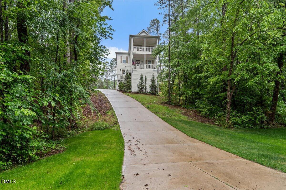 2045 Fernwood Way, Henderson, NC 27536