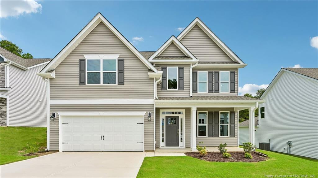 1125 Summer Daisy Drive, Aberdeen, NC 28315