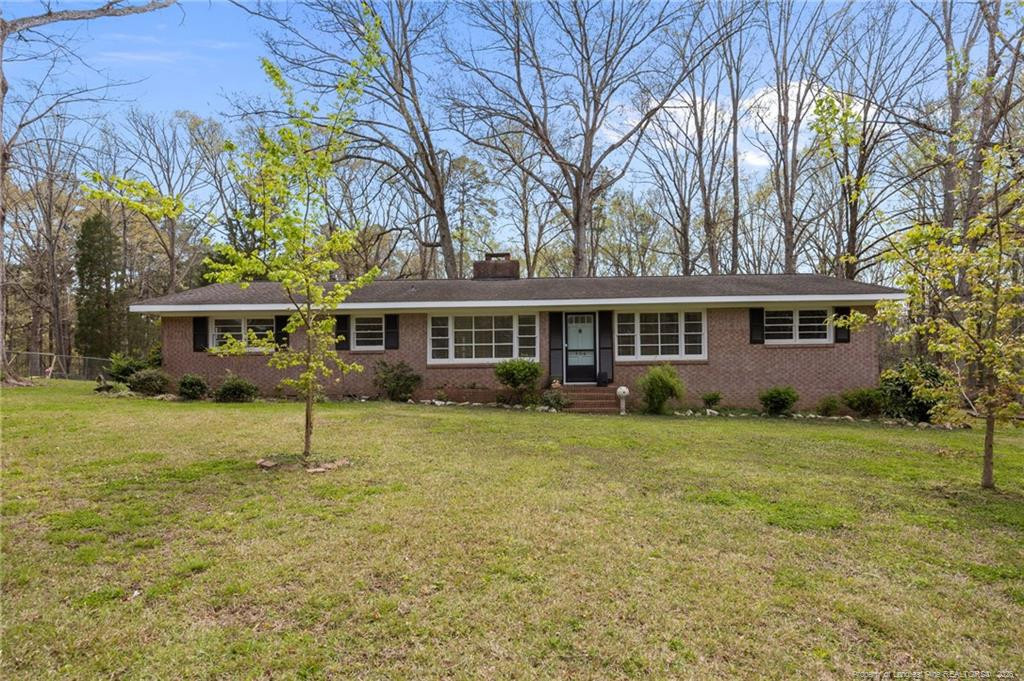 408 Sherwood Drive, Sanford, NC 27330