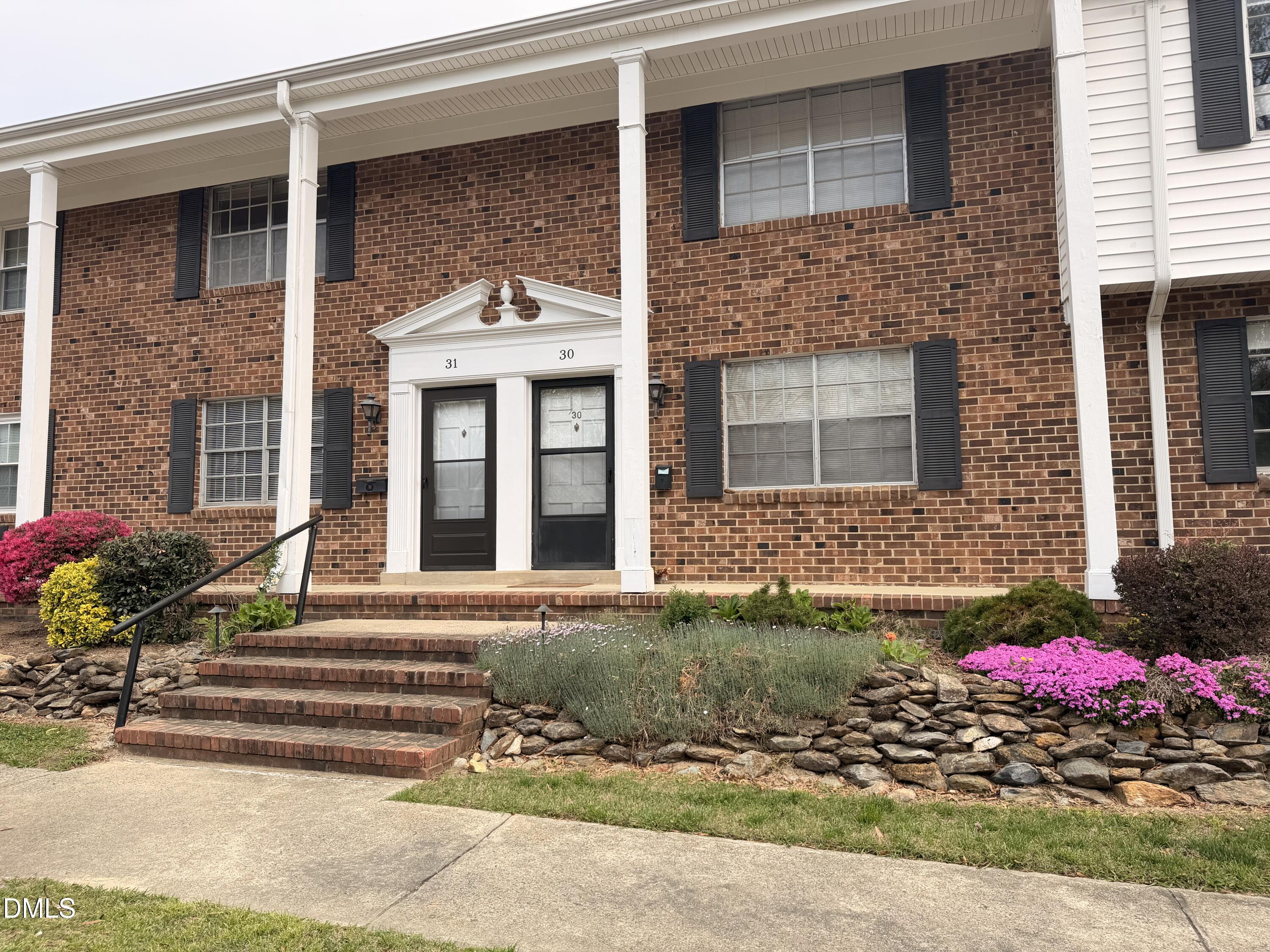 1002 Willow Drive Apt 31, Chapel Hill, NC 27514