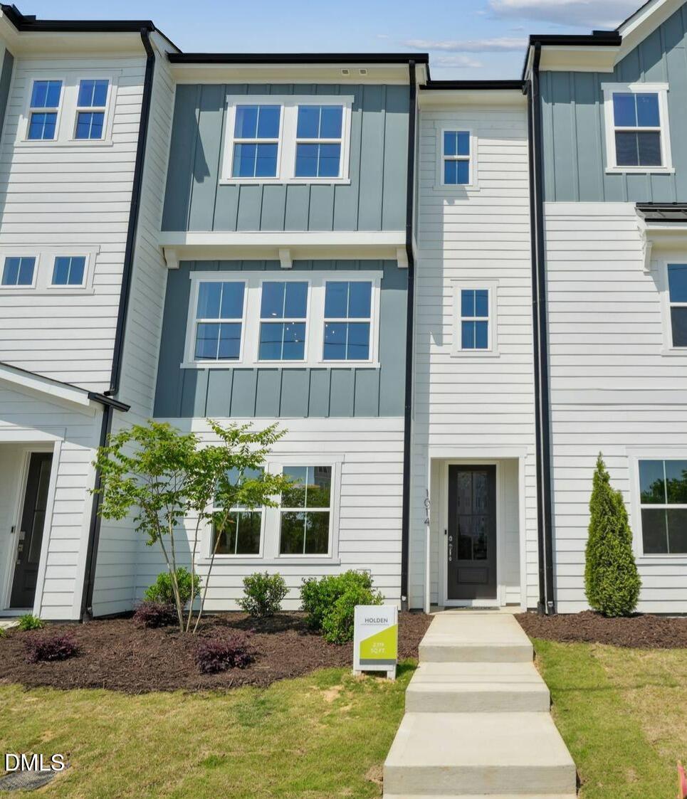 1059 Zelkova Lane, Chapel Hill, NC 27517