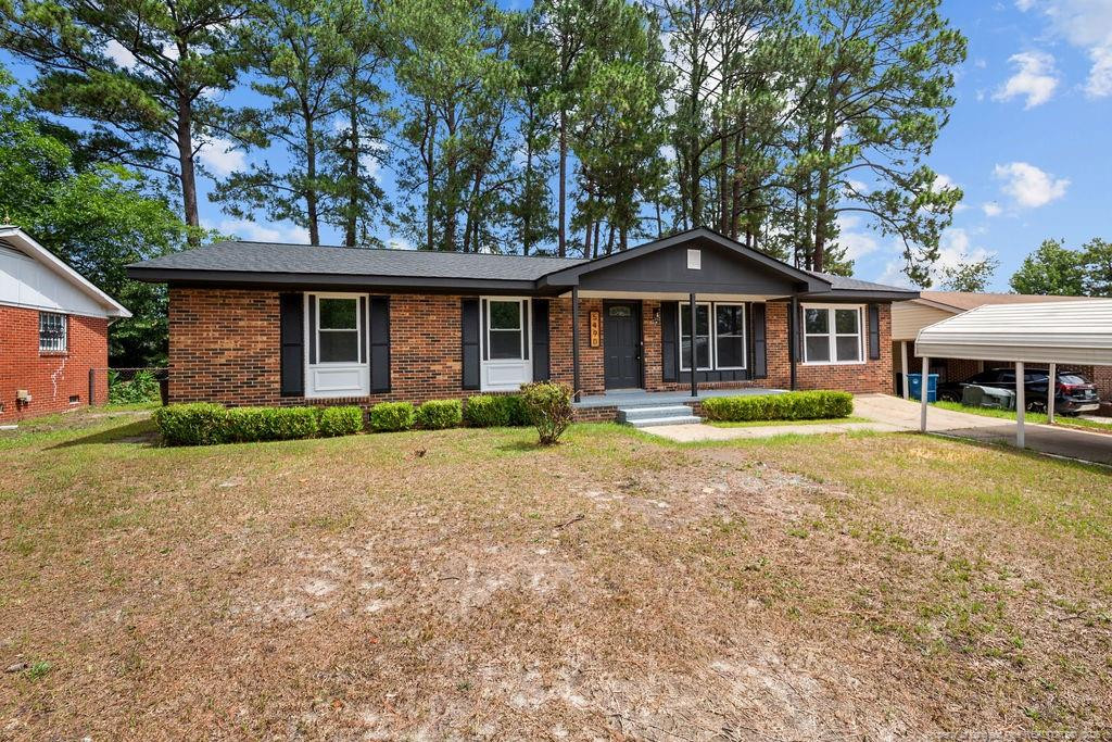 5490 Lindale Court, Fayetteville, NC 28314