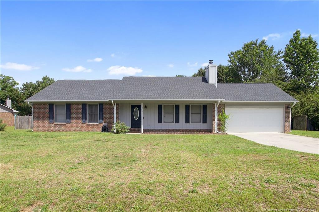 376 Woodberry Circle, Raeford, NC 28376