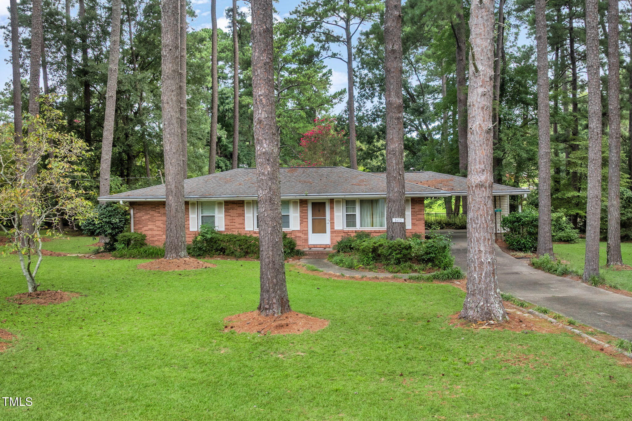 1626 Bruce Circle, Raleigh, NC 27603