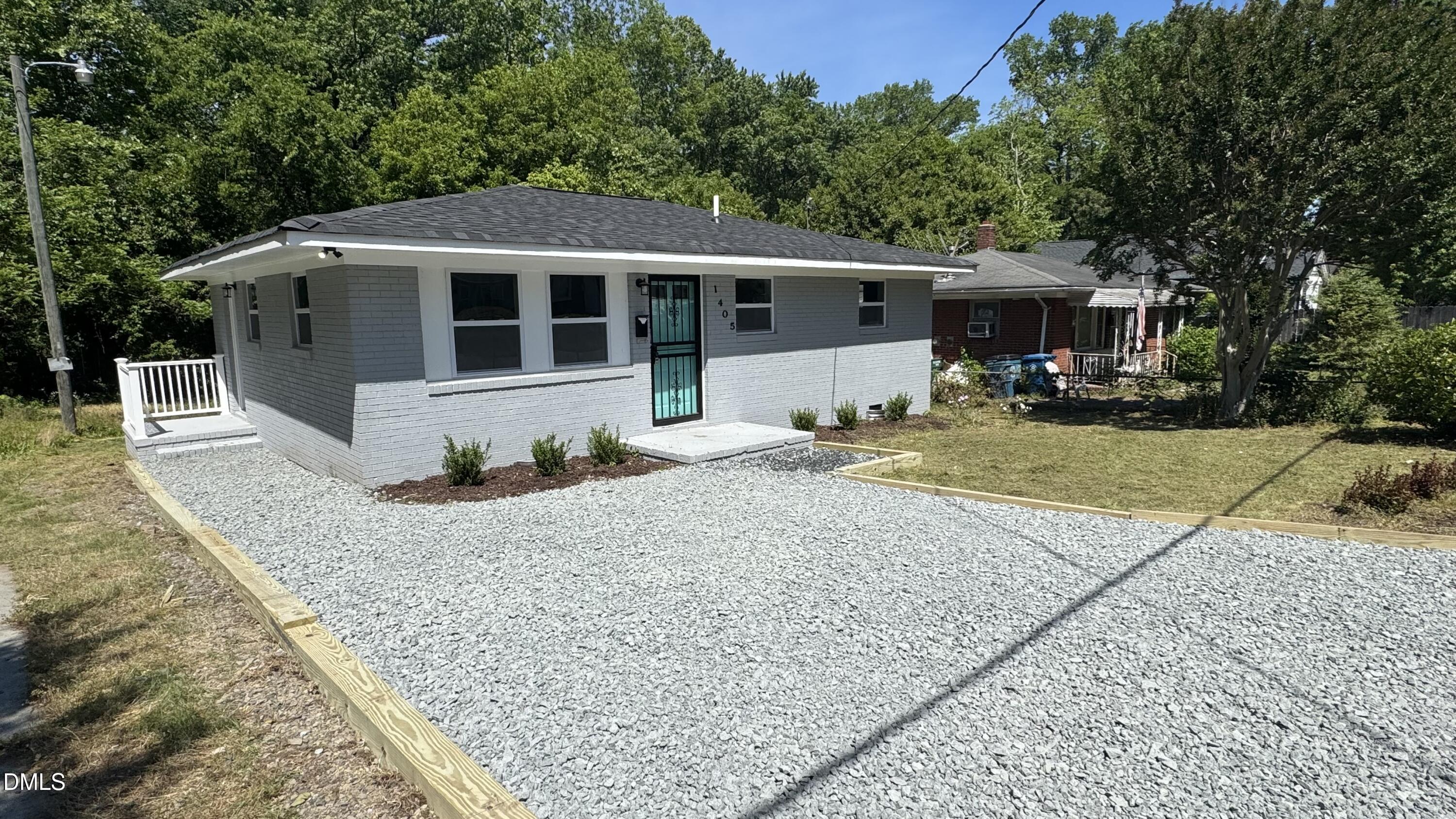 1405 N Hyde Park Avenue, Durham, NC 27701