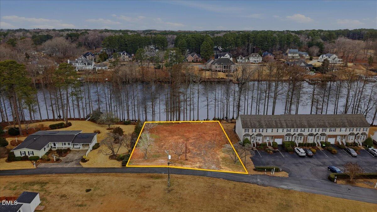 1100 S Lakeside Drive, Four Oaks, NC 27524