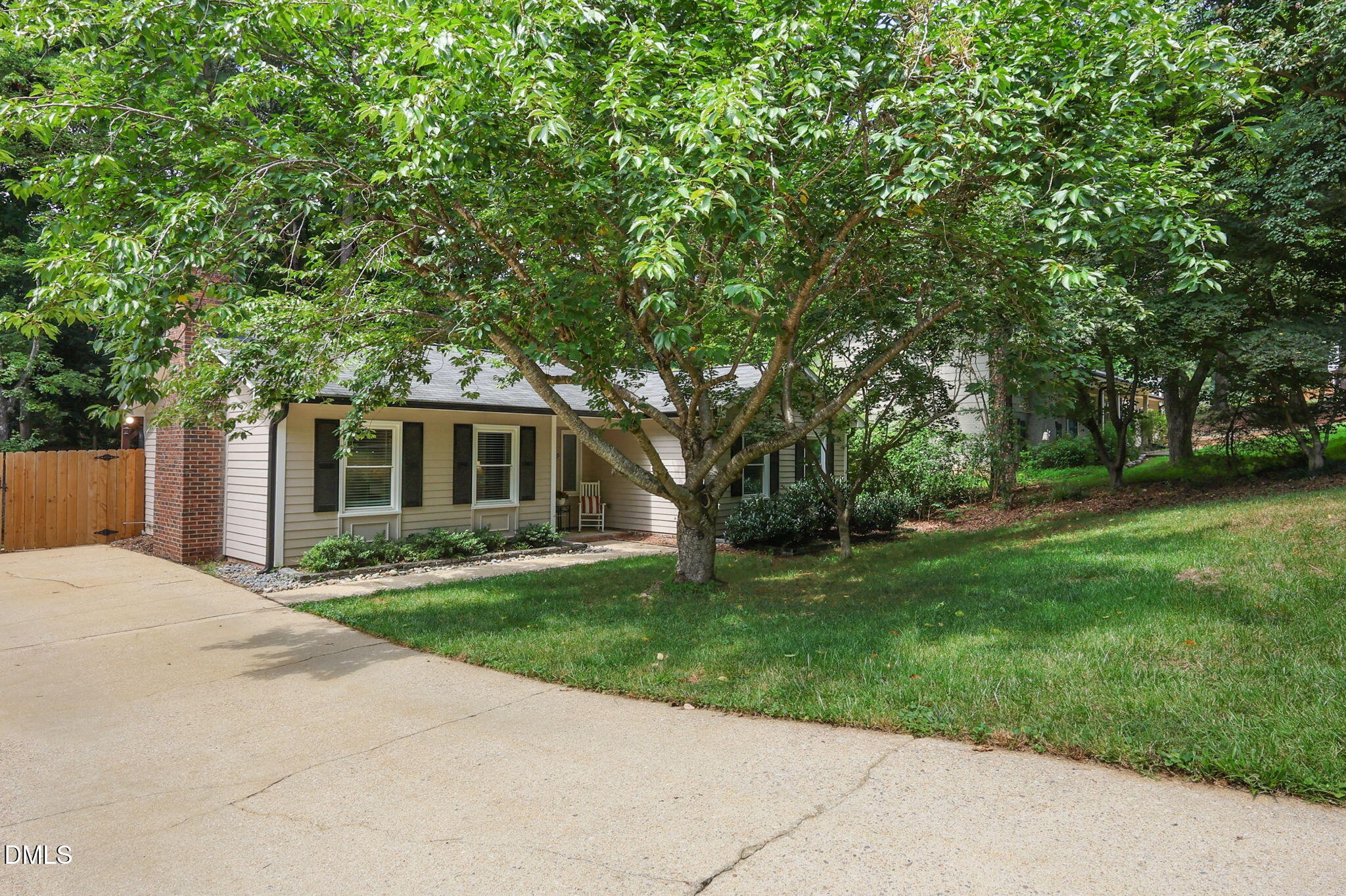 7909 Twin Oak Court, Raleigh, NC 27615
