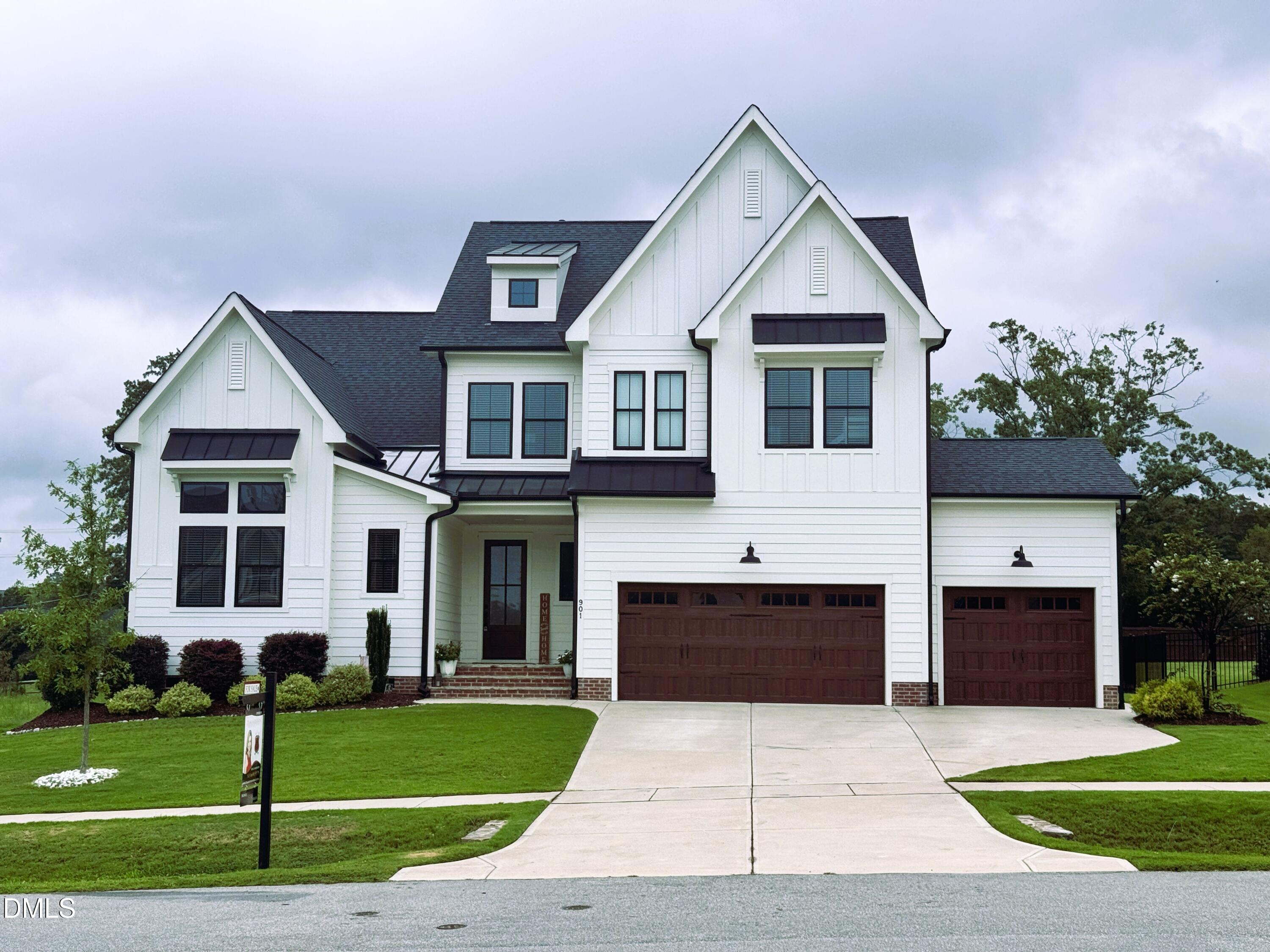 901 Shiloh Hills Drive, Fuquay Varina, NC 27526