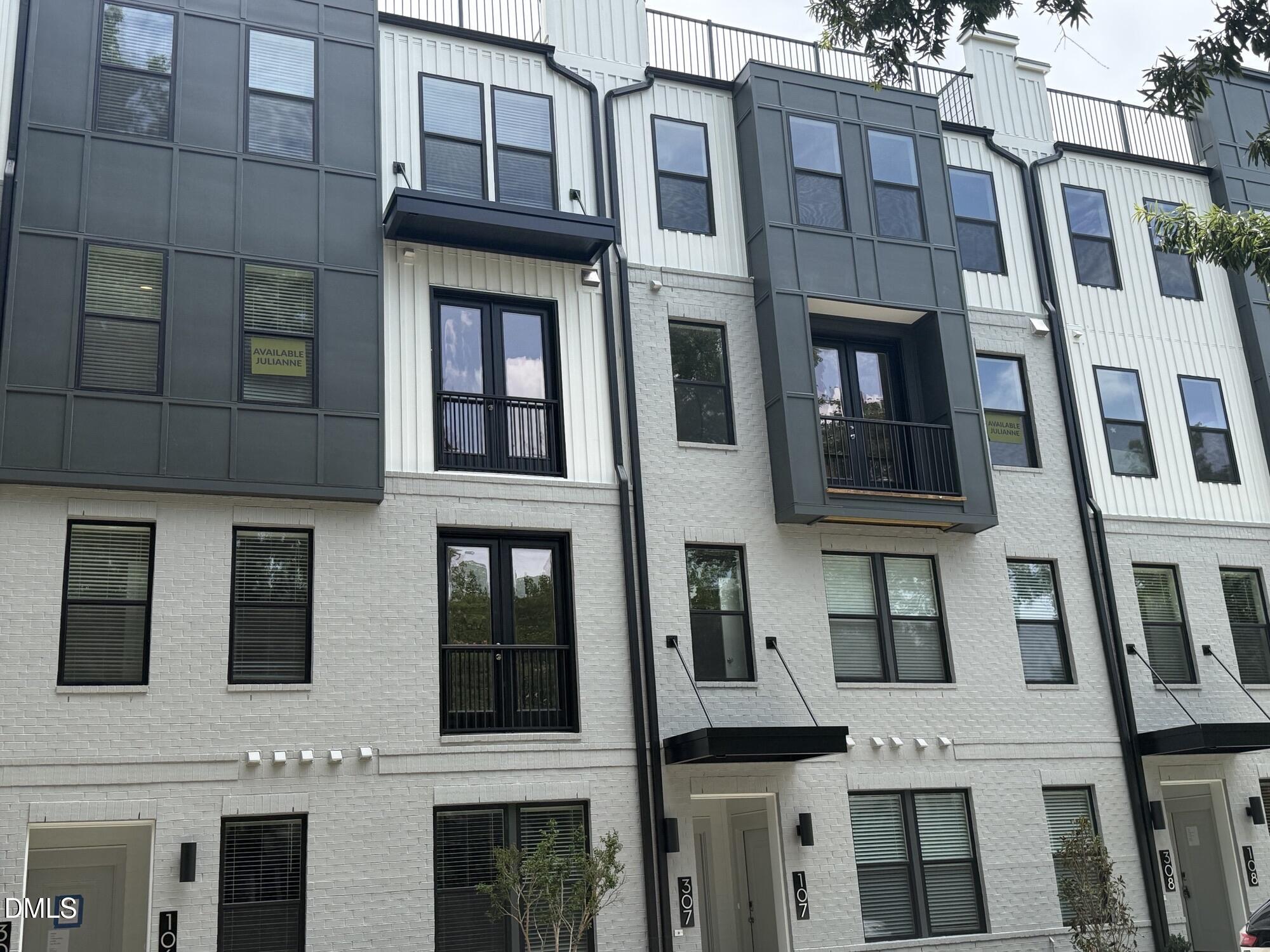 110 Byrum Street 307, Cary, NC 27511