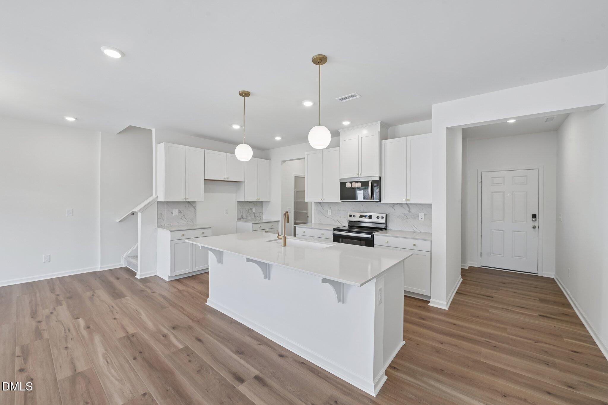 512 Sunset Lake Drive, Durham, NC 27703