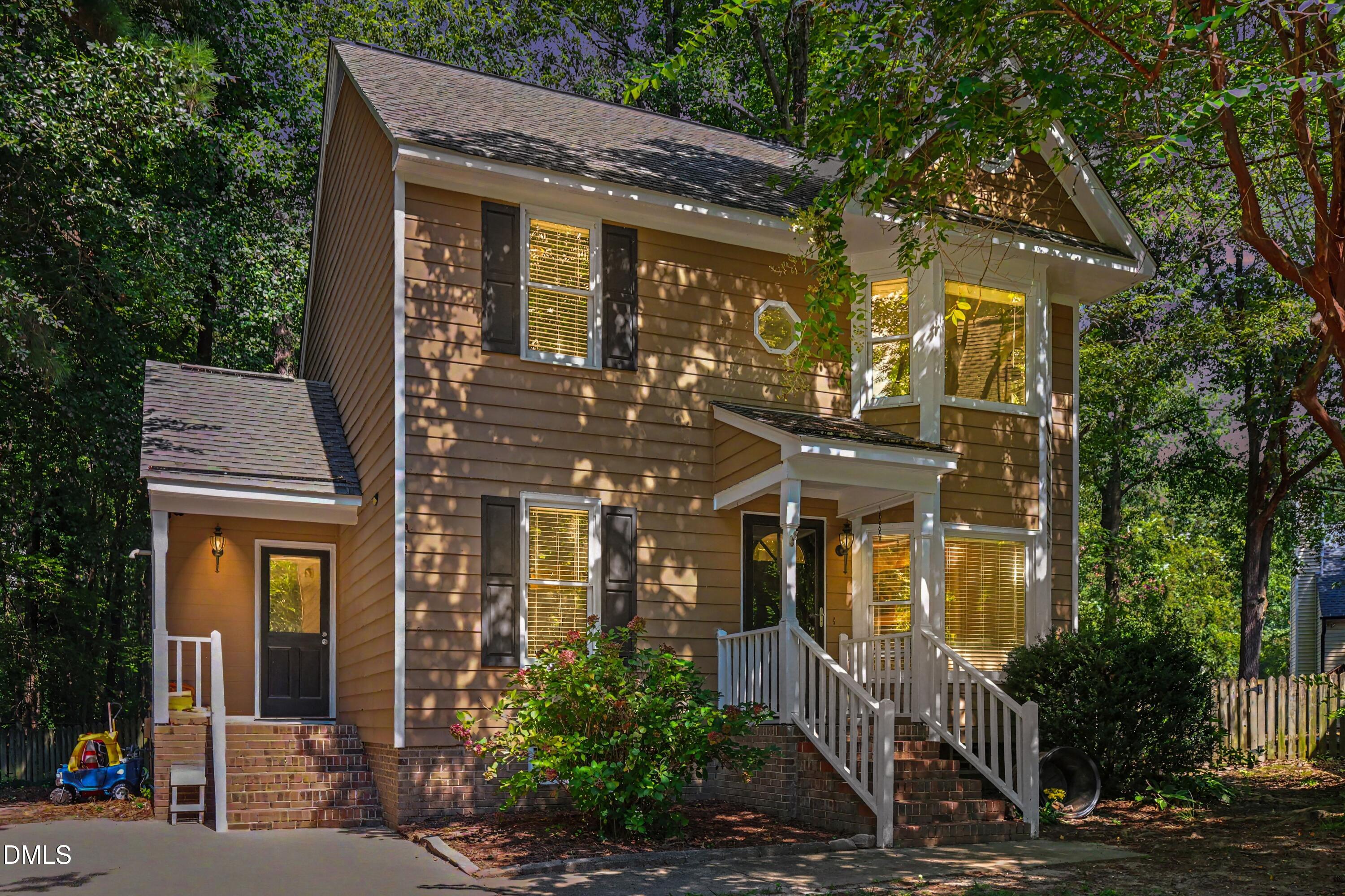 4605 Ellsmere Lane, Raleigh, NC 27604