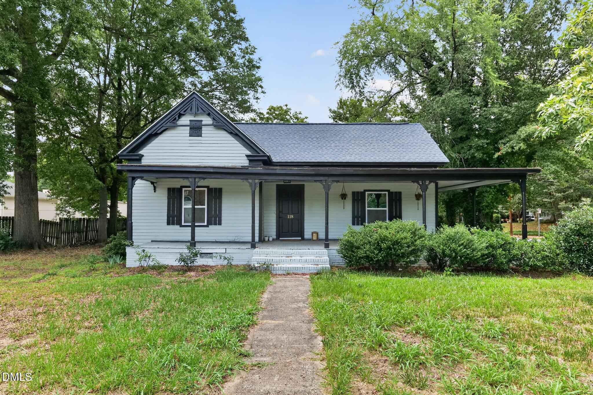 118 Cabarrus Avenue W, Concord, NC 28025