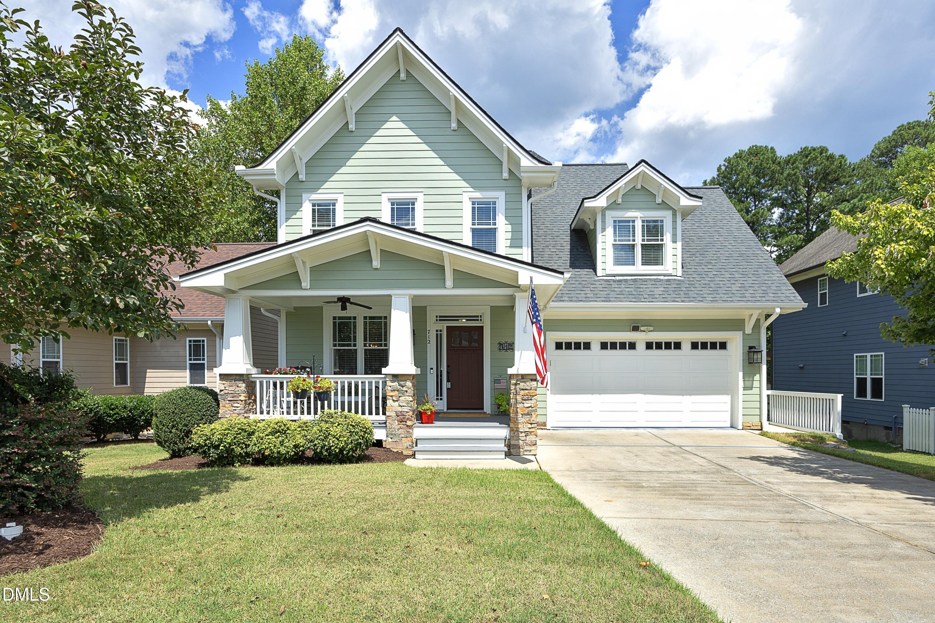 712 Shoals Lake Drive, Fuquay Varina, NC 27526