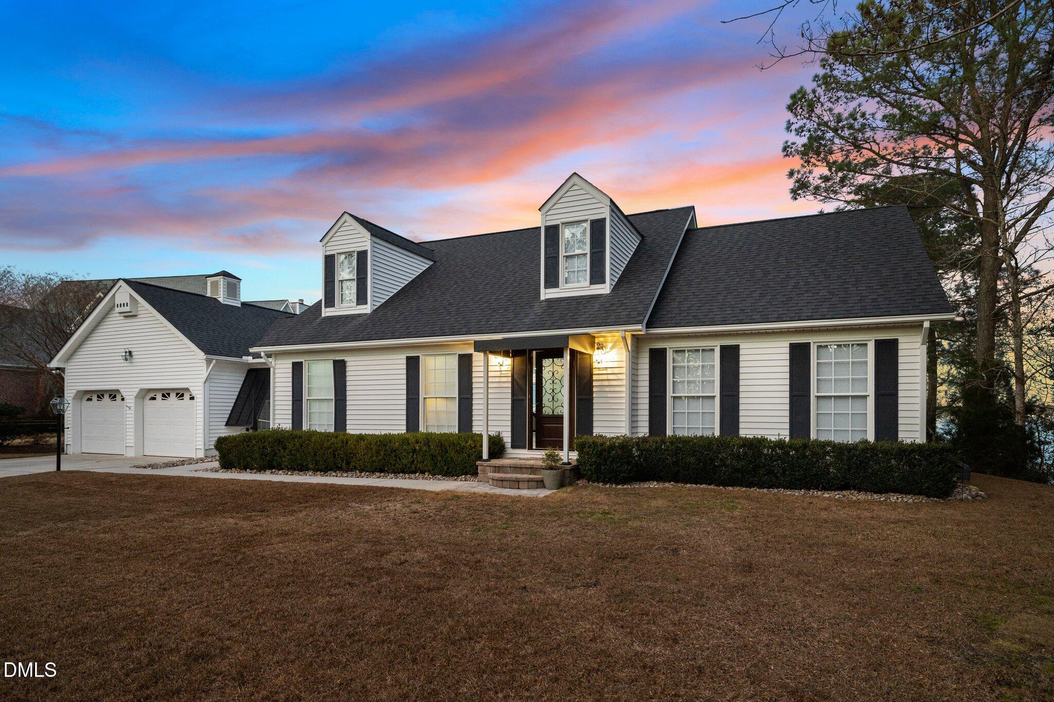 122 Line Boat Lane, Swansboro, NC 28584