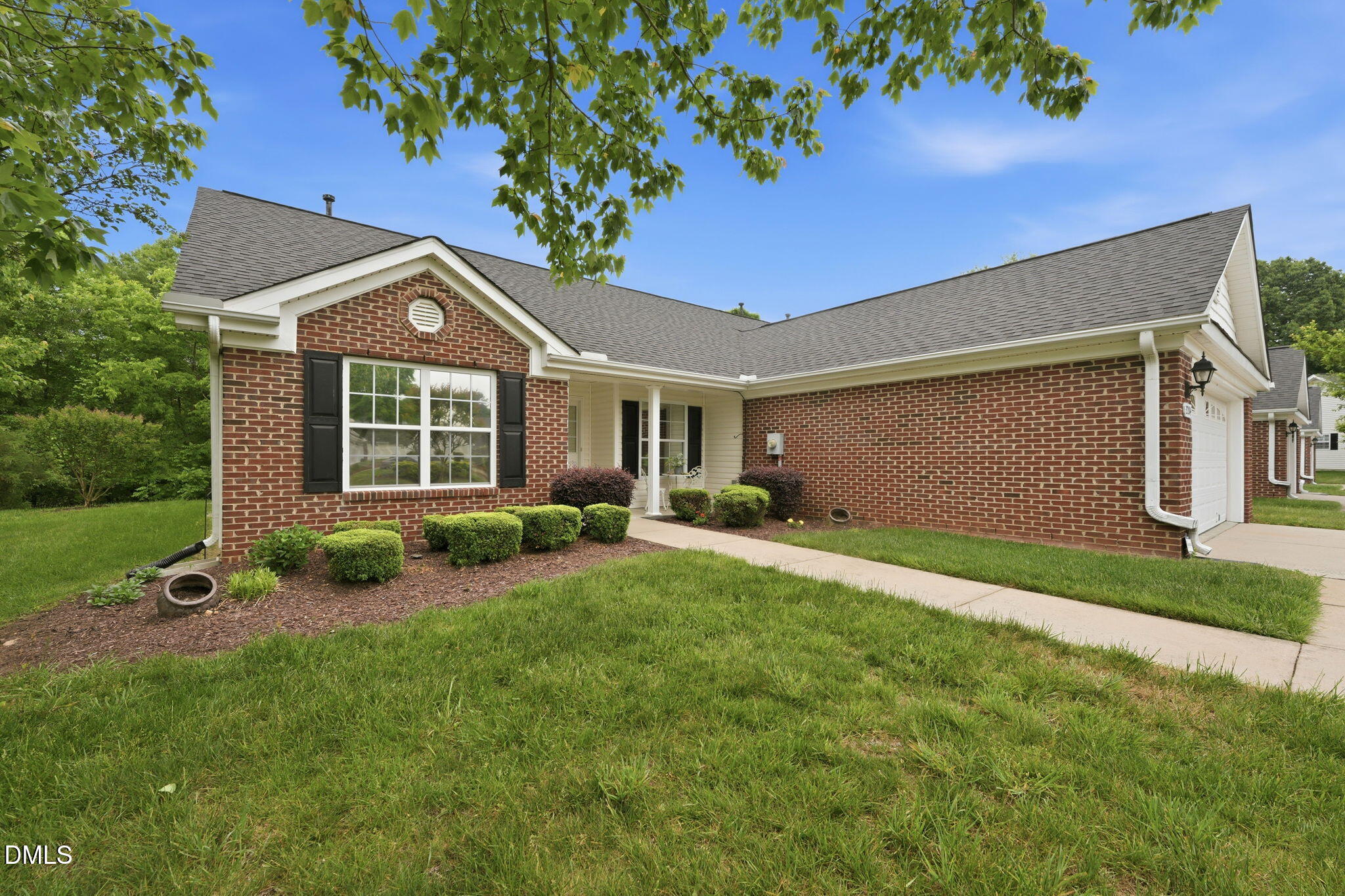 2204 Sweetbay Circle, Burlington, NC 27215
