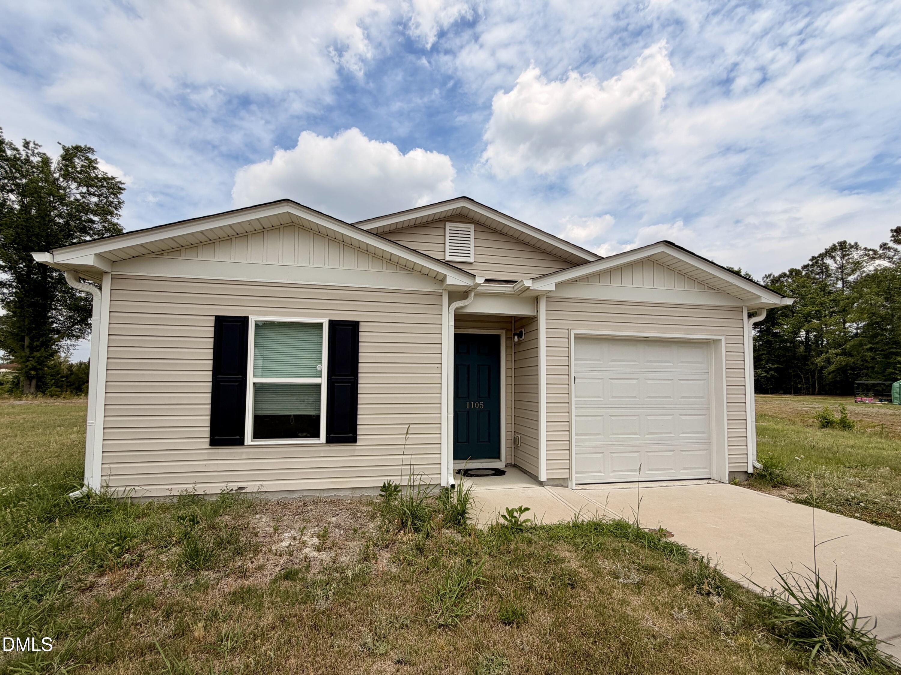 1105 Hope Farm Drive, Tarboro, NC 27886