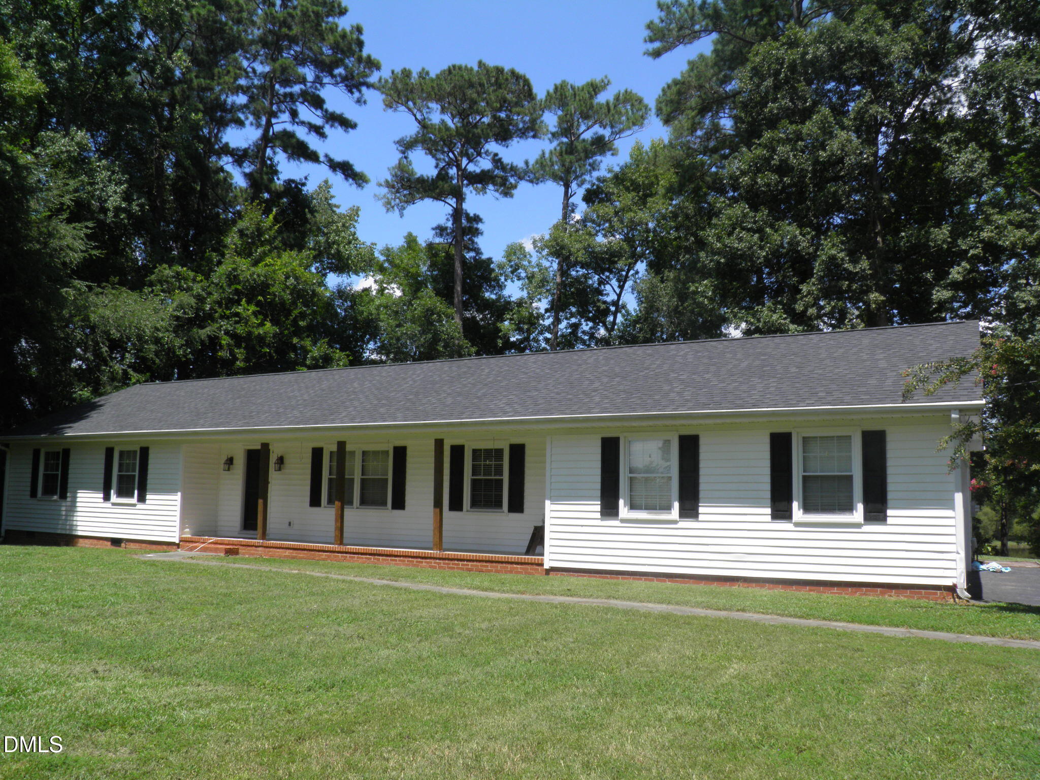 3916 Riviera Drive, Elm City, NC 27822