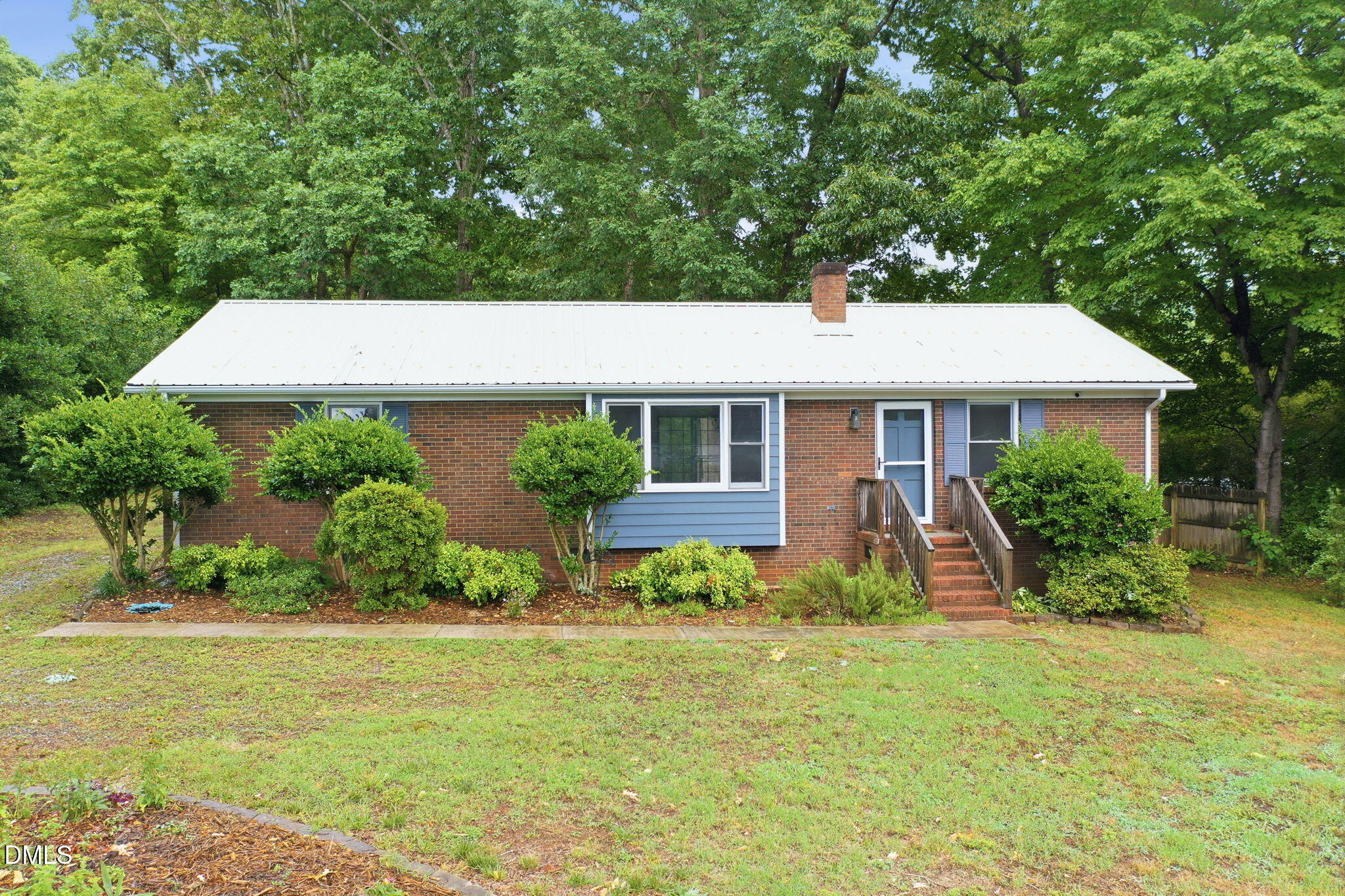 702 N 9th Street, Mebane, NC 27302