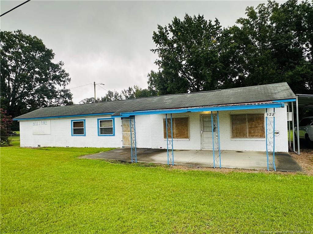 528 N 5th Street, Saint Pauls, NC 28384