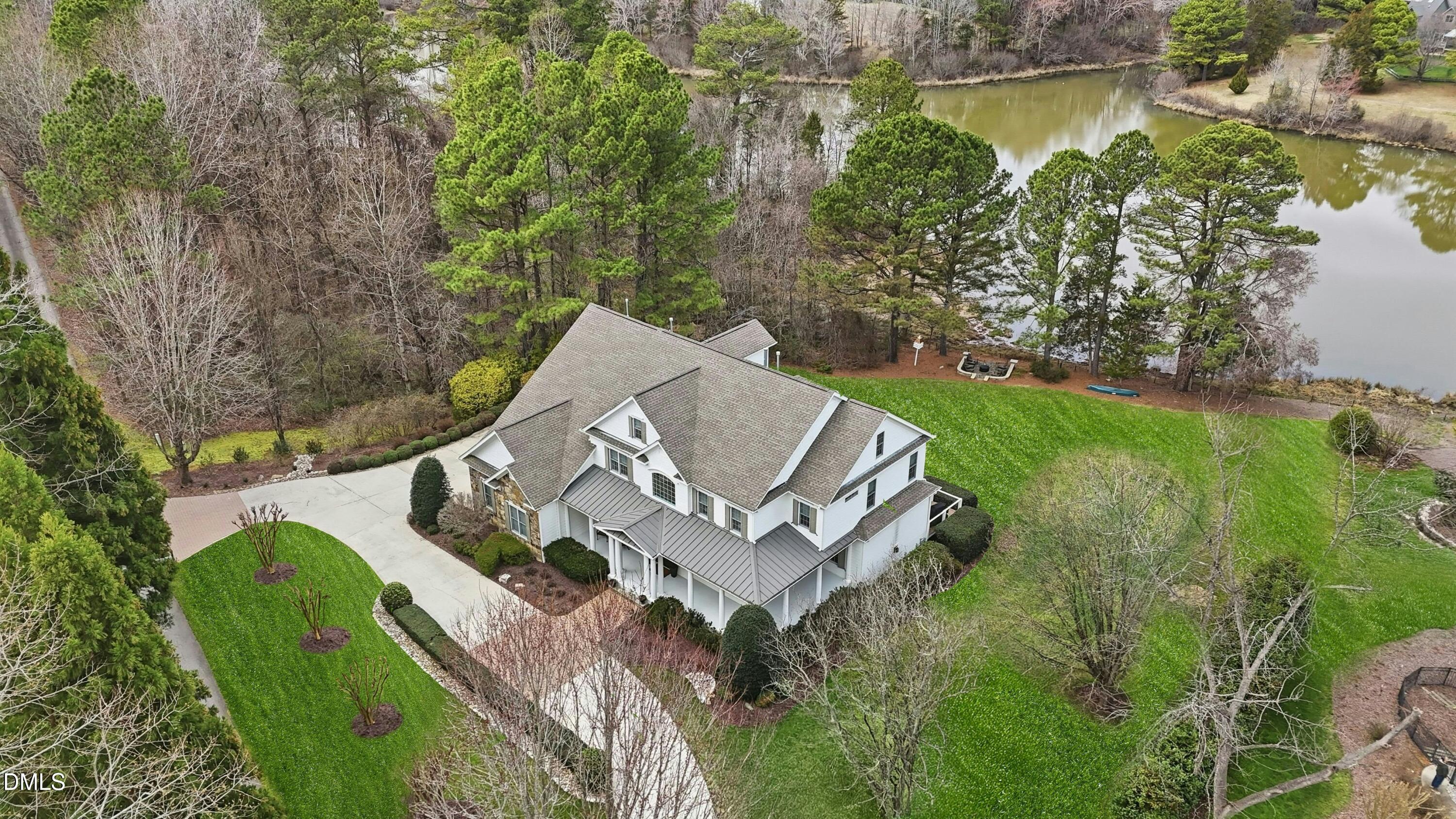 300 Lake Manor Road, Chapel Hill, NC 27516