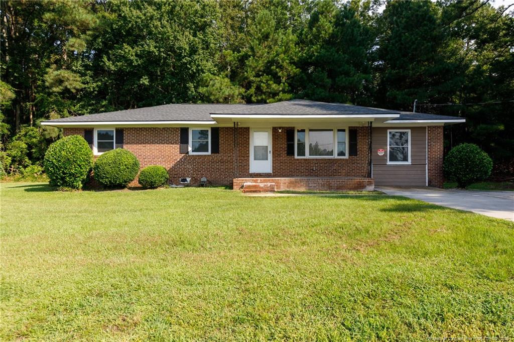 6591 Goldsboro Road, Wade, NC 28395