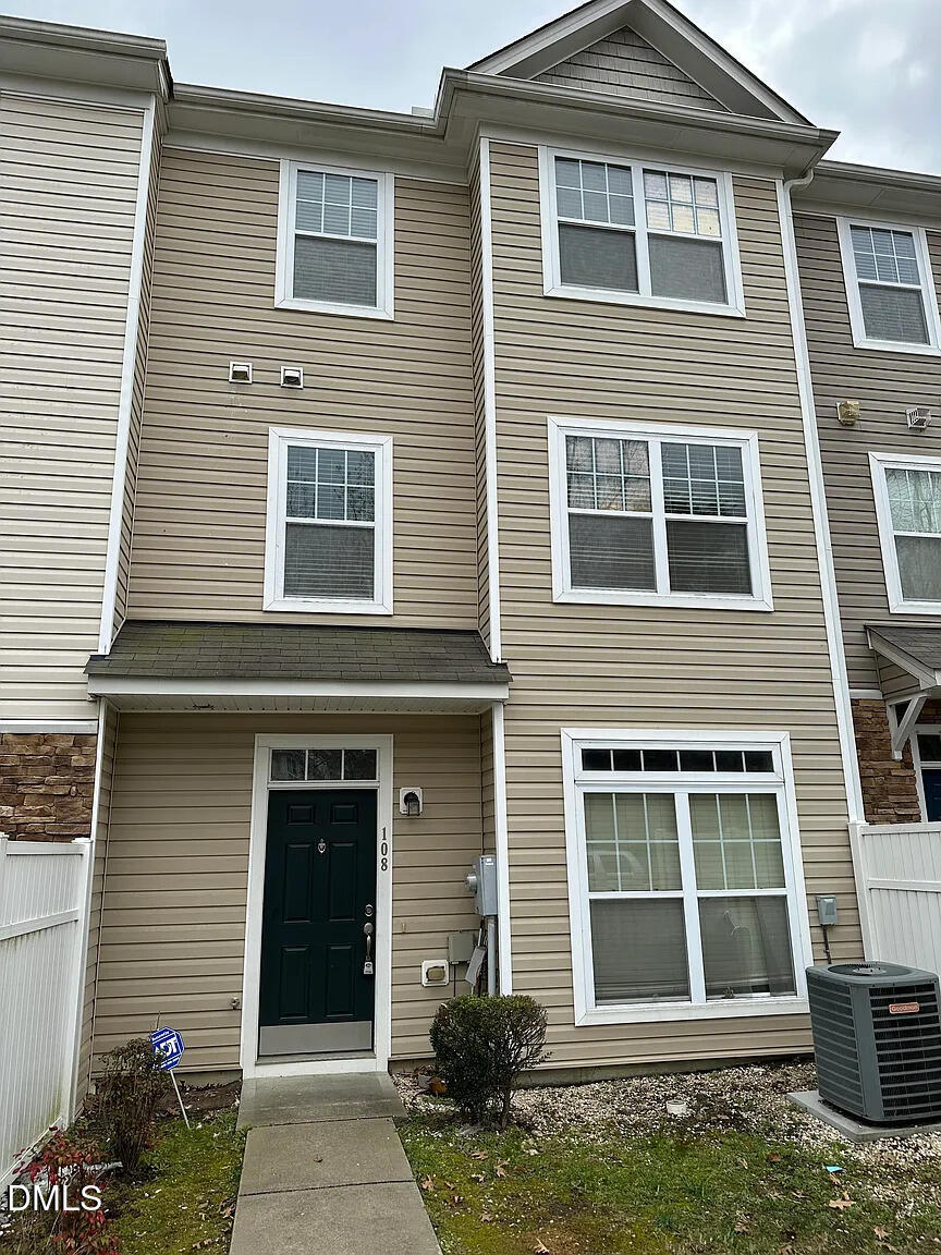 341 Gilman Lane 108, Raleigh, NC 27610