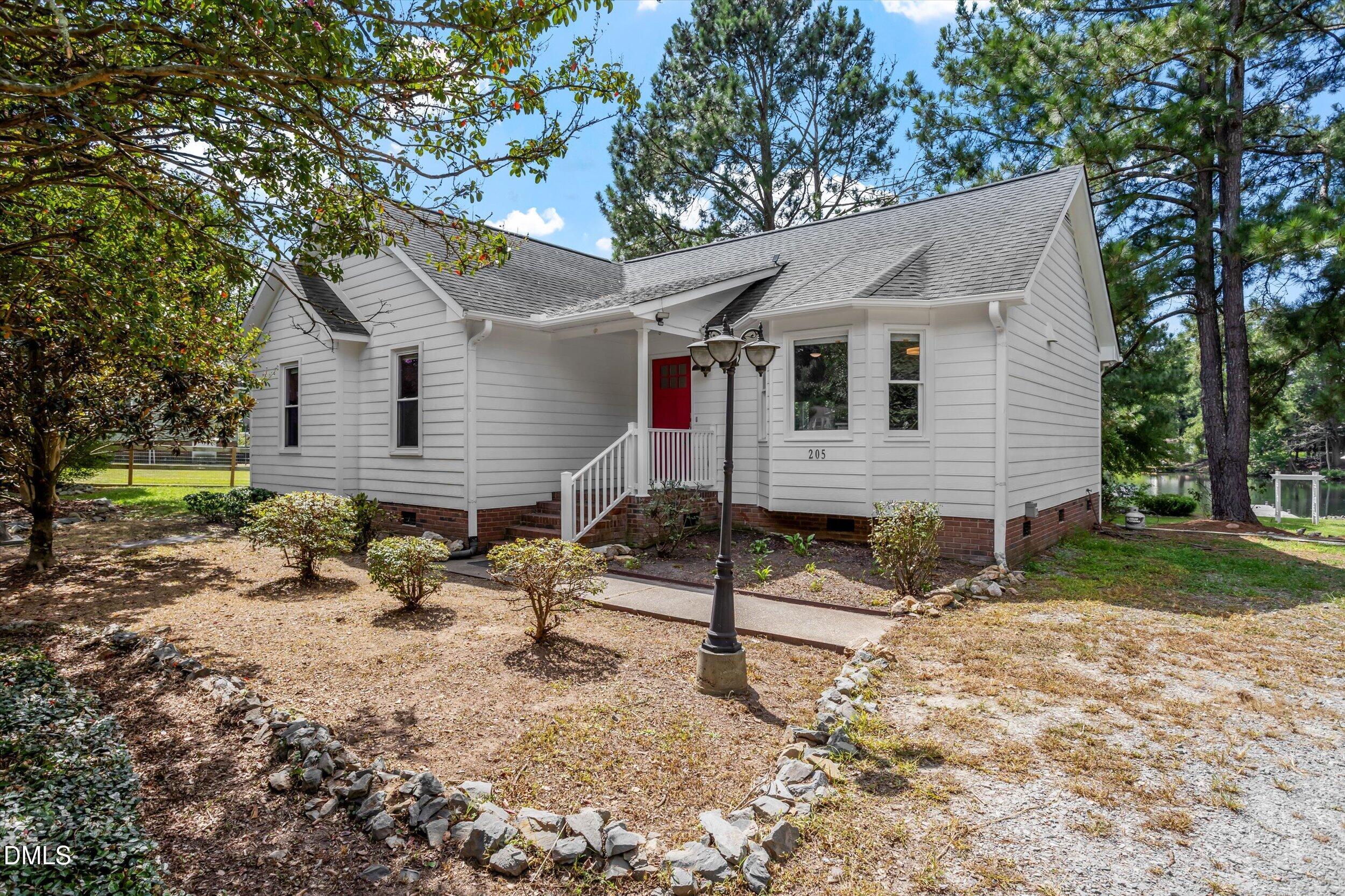 205 William Drive, Benson, NC 27504