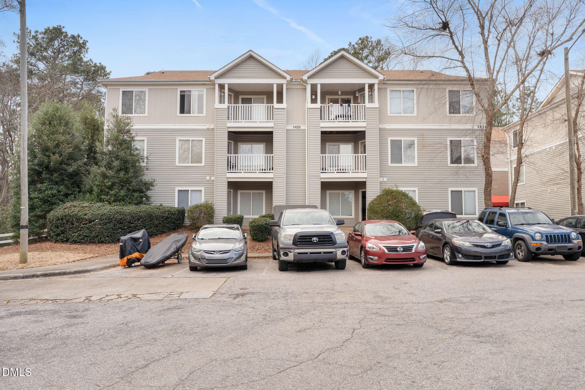 1420 Collegiate Circle 102, Raleigh, NC 27606