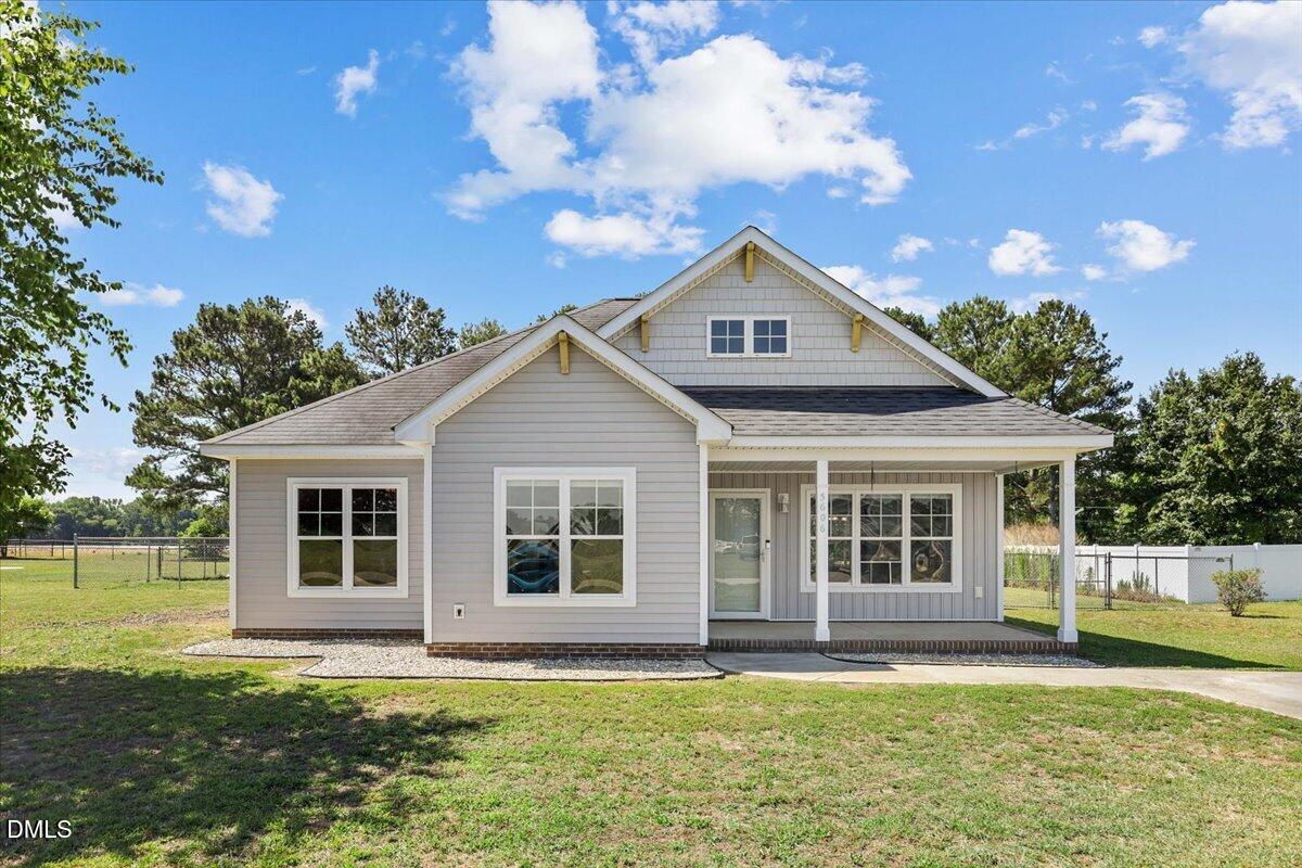 5606 Blanch Fields Lane, Lucama, NC 27851