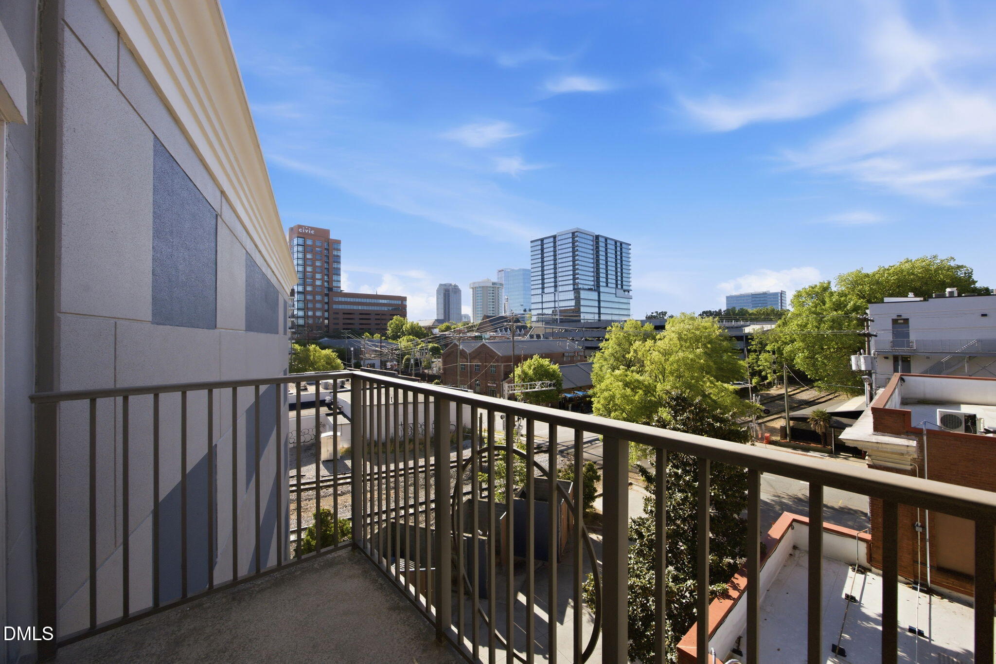 222 Glenwood Avenue 423, Raleigh, NC 27603