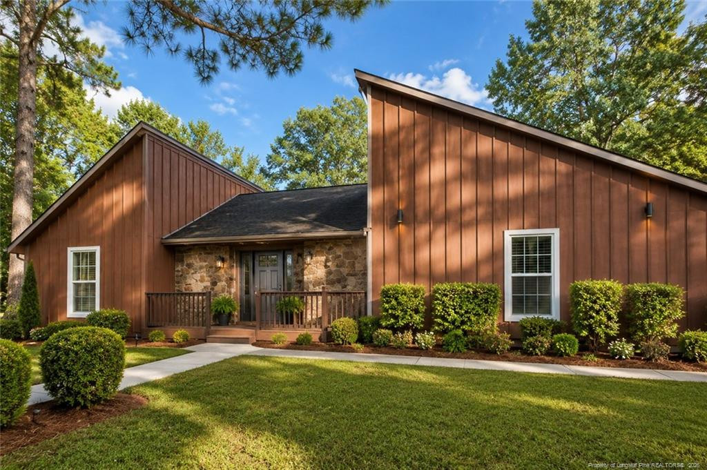 6804 Timbercroft Lane, Fayetteville, NC 28314