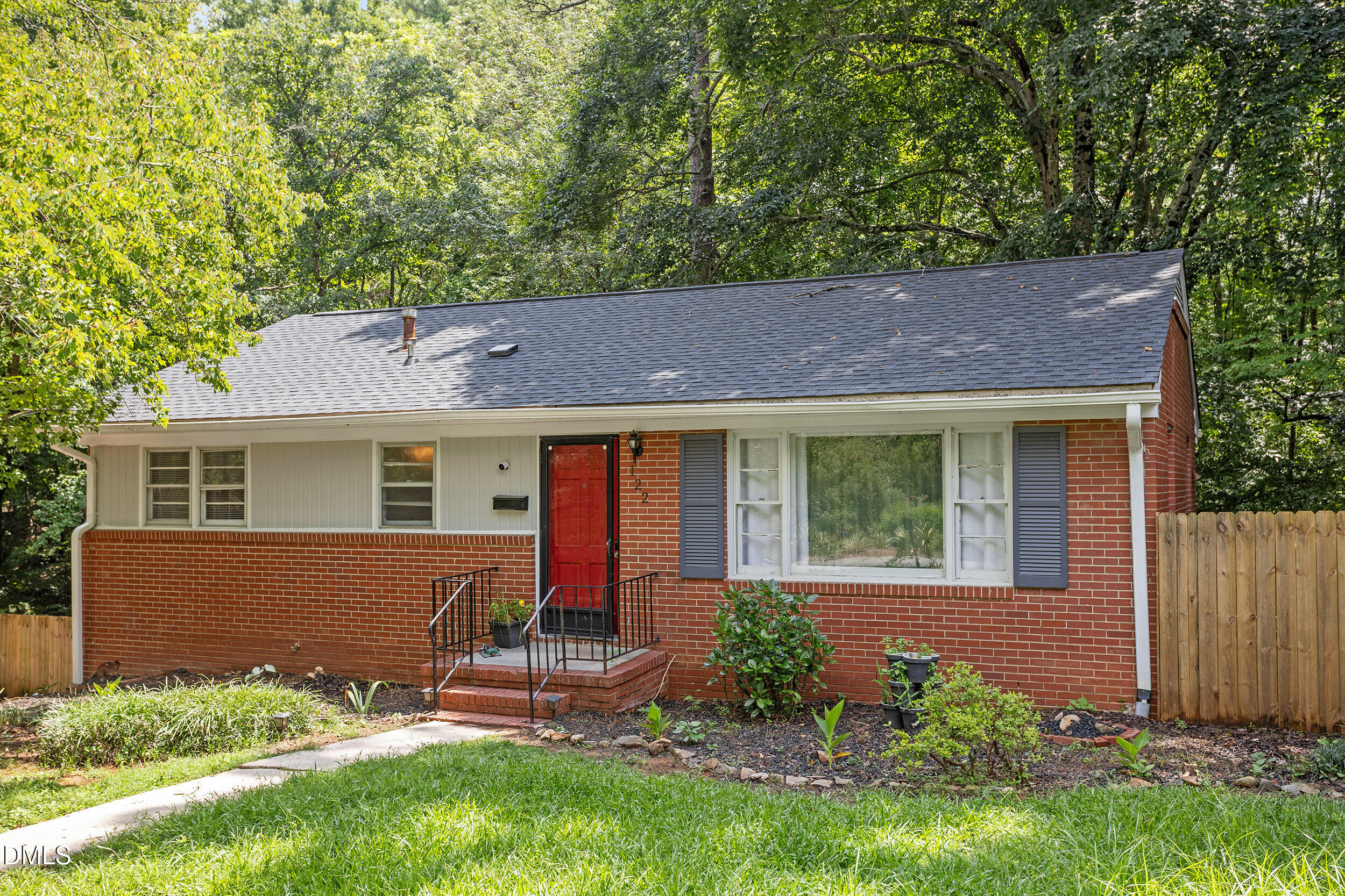 122 Taylor Street, Chapel Hill, NC 27514