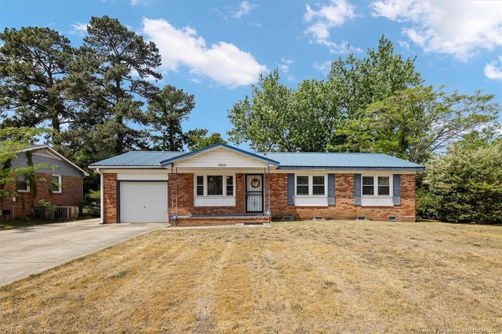1608 Grandview Drive, Fayetteville, NC 28314