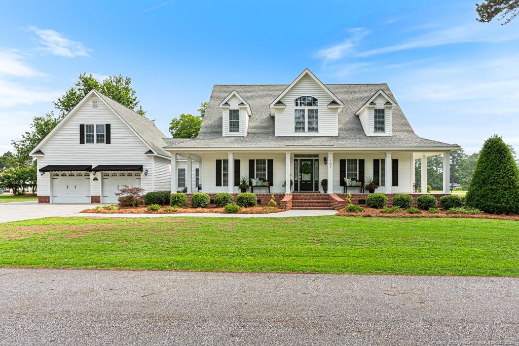 101 E Royal Street, Salemburg, NC 28385