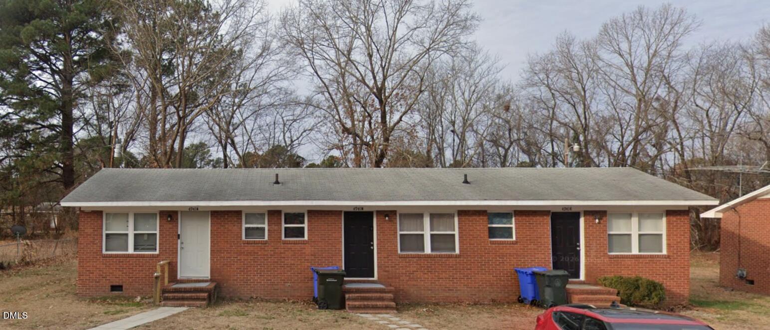 4945 Fieldcrest Drive, Fayetteville, NC 28303