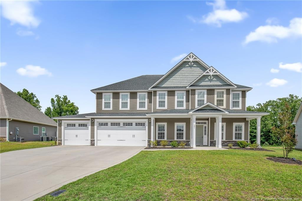 581 Bridgehaven Drive, Raeford, NC 28376