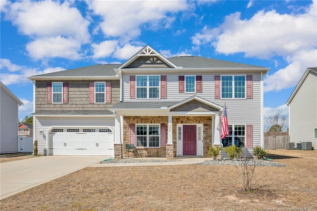284 Weston Woods Street, Raeford, NC 28376