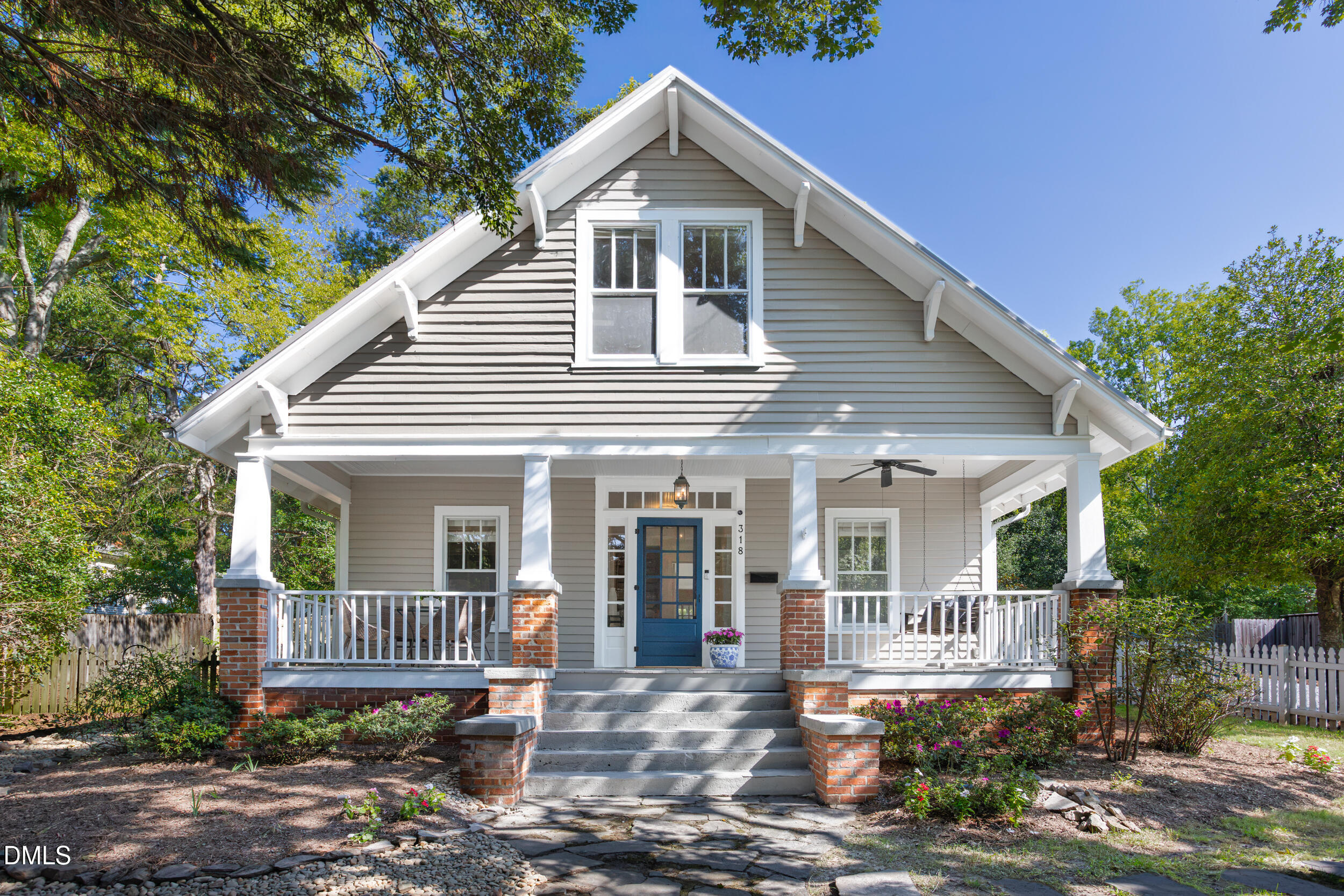 318 W Queen Street, Hillsborough, NC 27278