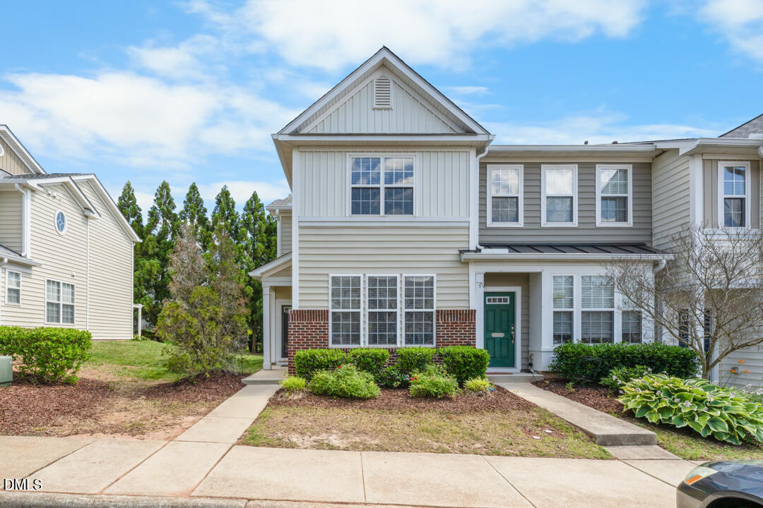 7831 Silverthread Lane, Raleigh, NC 27617