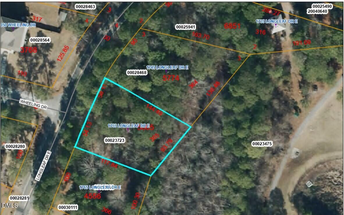 1755 Longleaf Drive E, Pinehurst, NC 28374