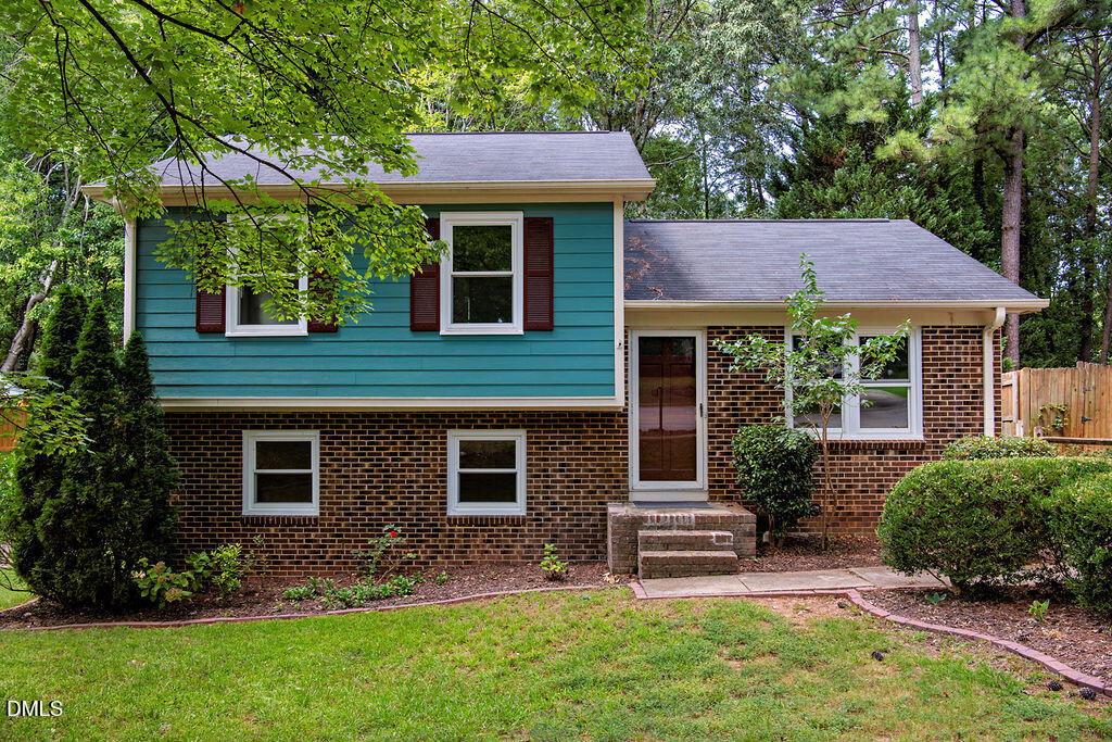 7713 Longstreet Drive, Raleigh, NC 27615